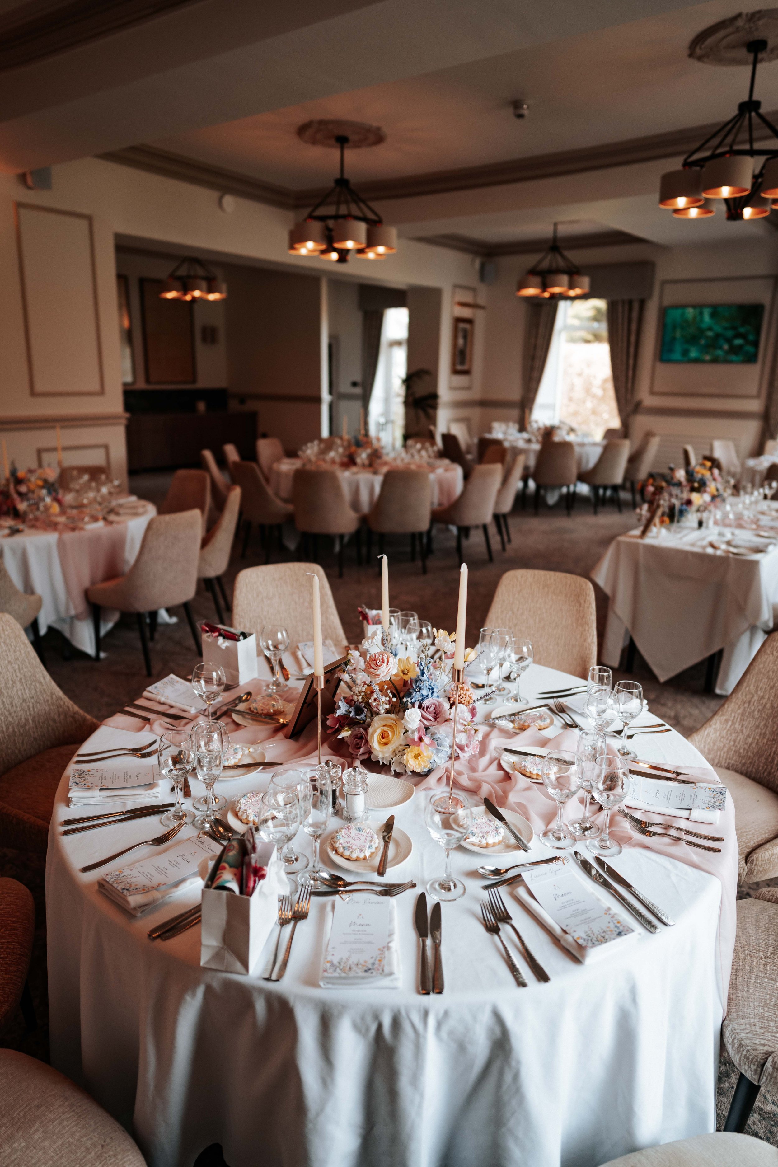 Shaun & Laura -- Inn On The Lake-222.jpg