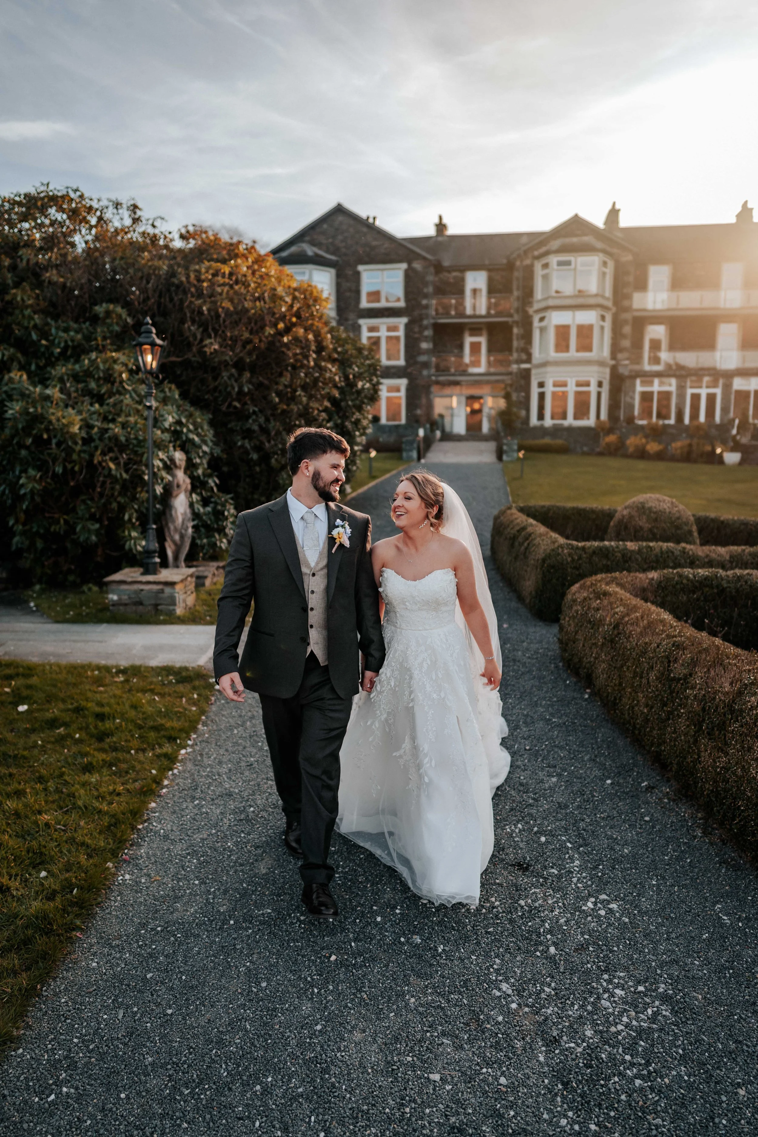 Shaun & Laura -- Inn On The Lake-254.jpg