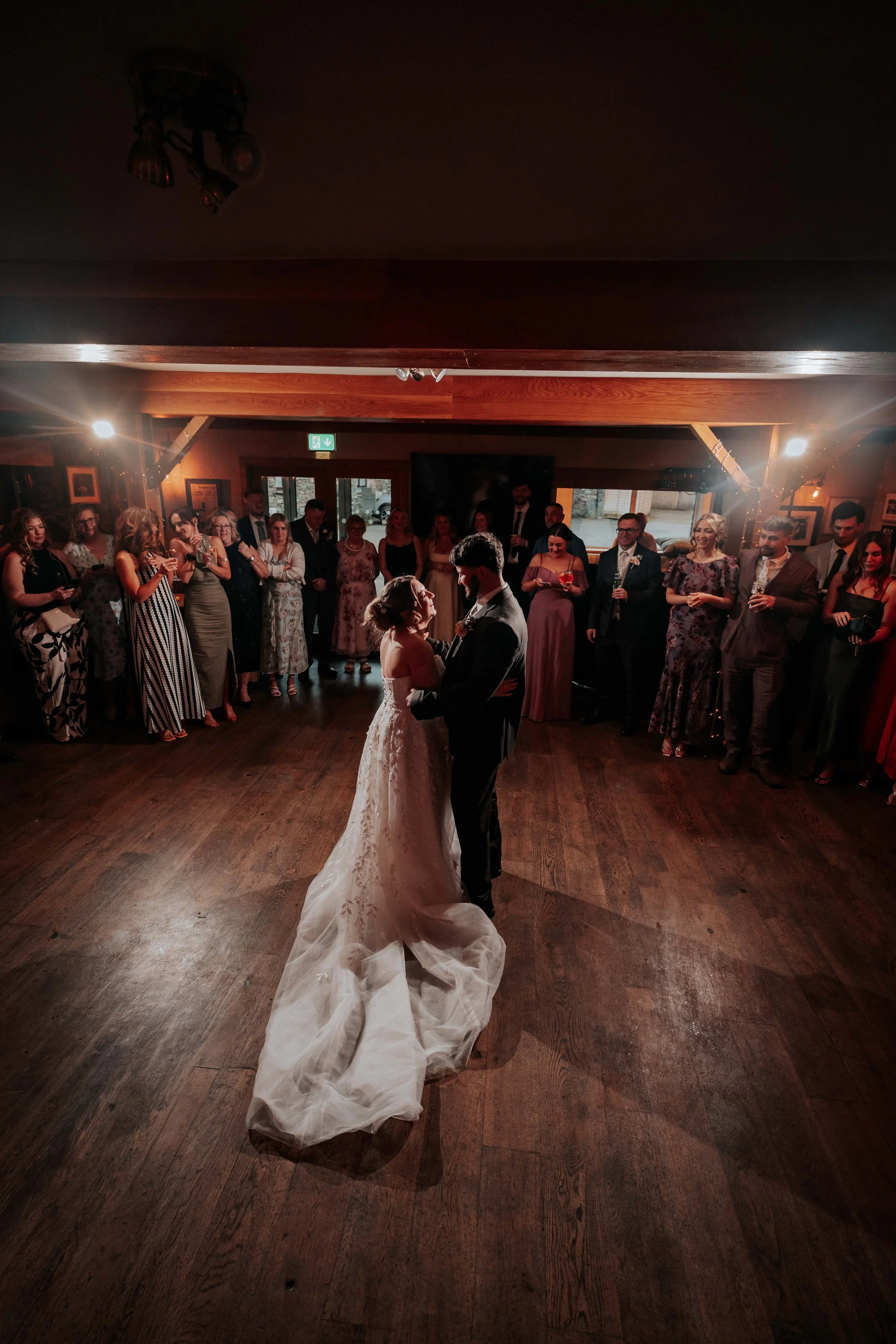 Shaun & Laura -- Inn On The Lake-277.jpg