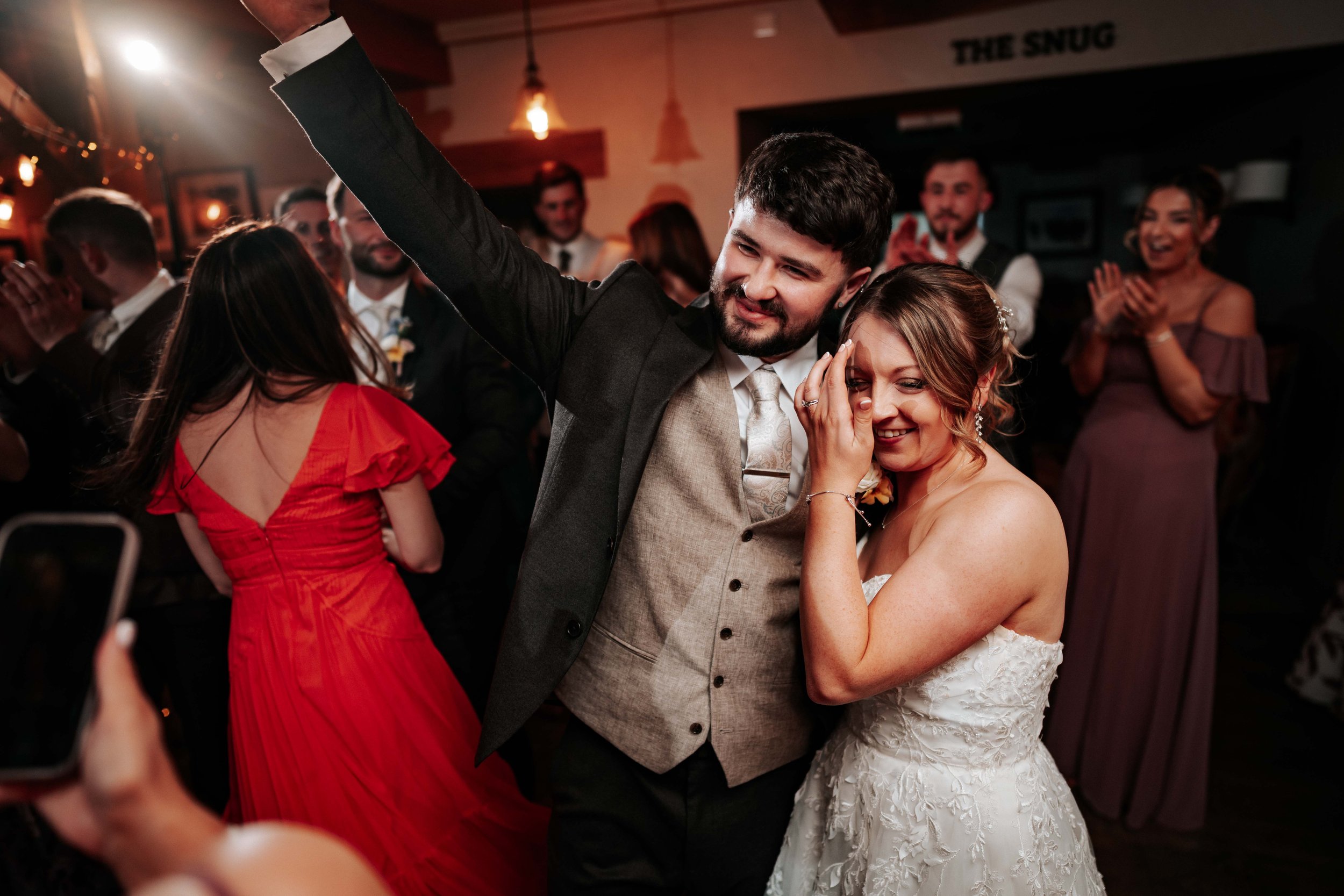 Shaun & Laura -- Inn On The Lake-290.jpg