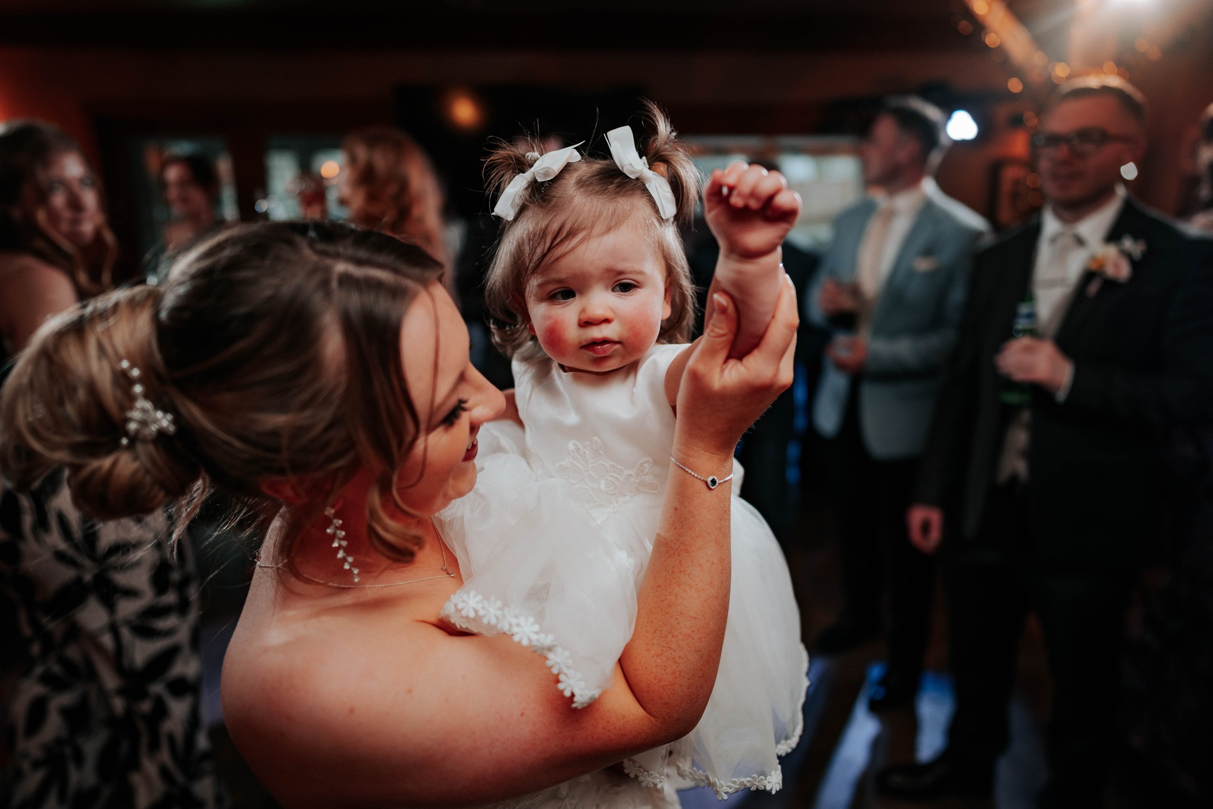 Shaun & Laura -- Inn On The Lake-293.jpg