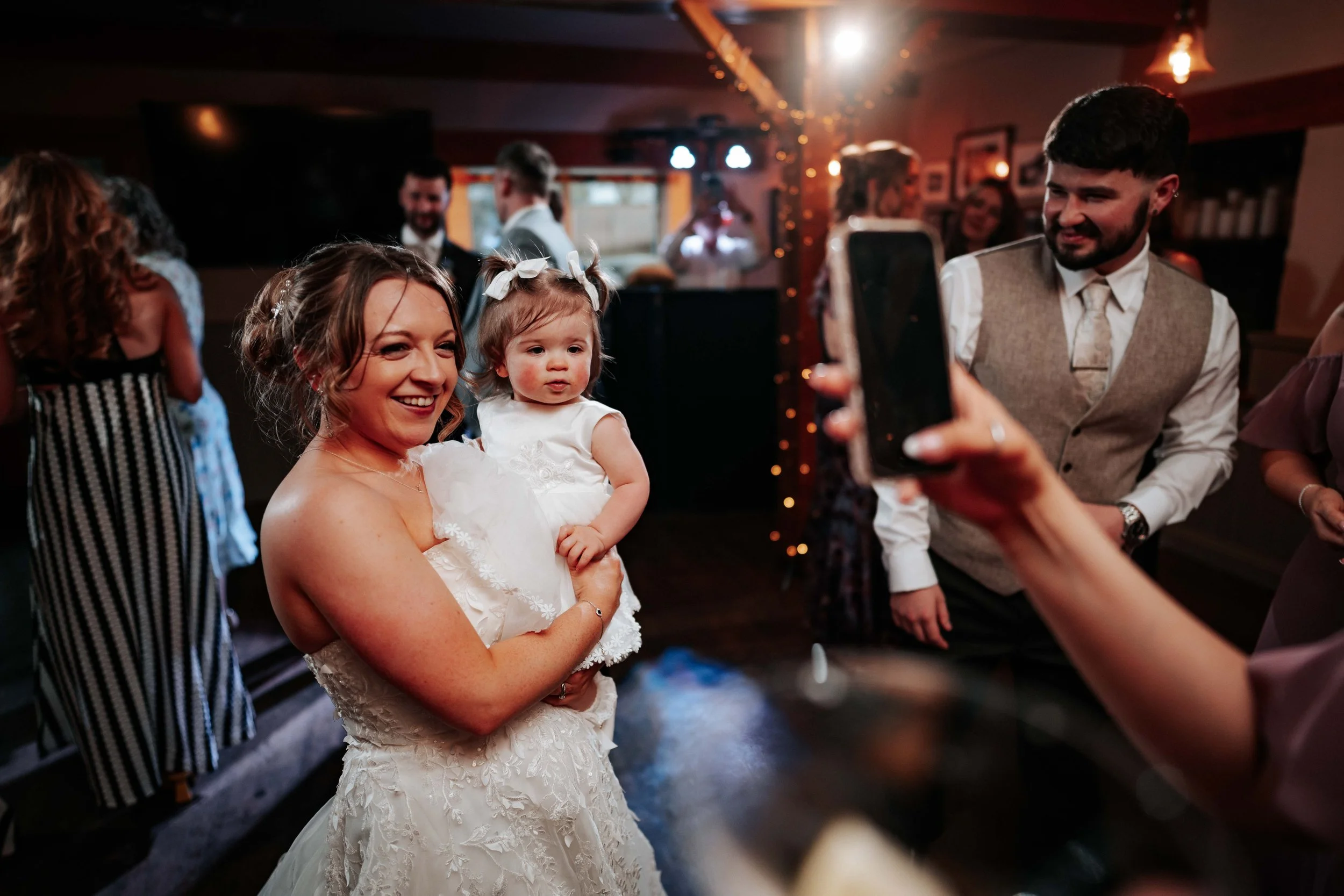 Shaun & Laura -- Inn On The Lake-294.jpg