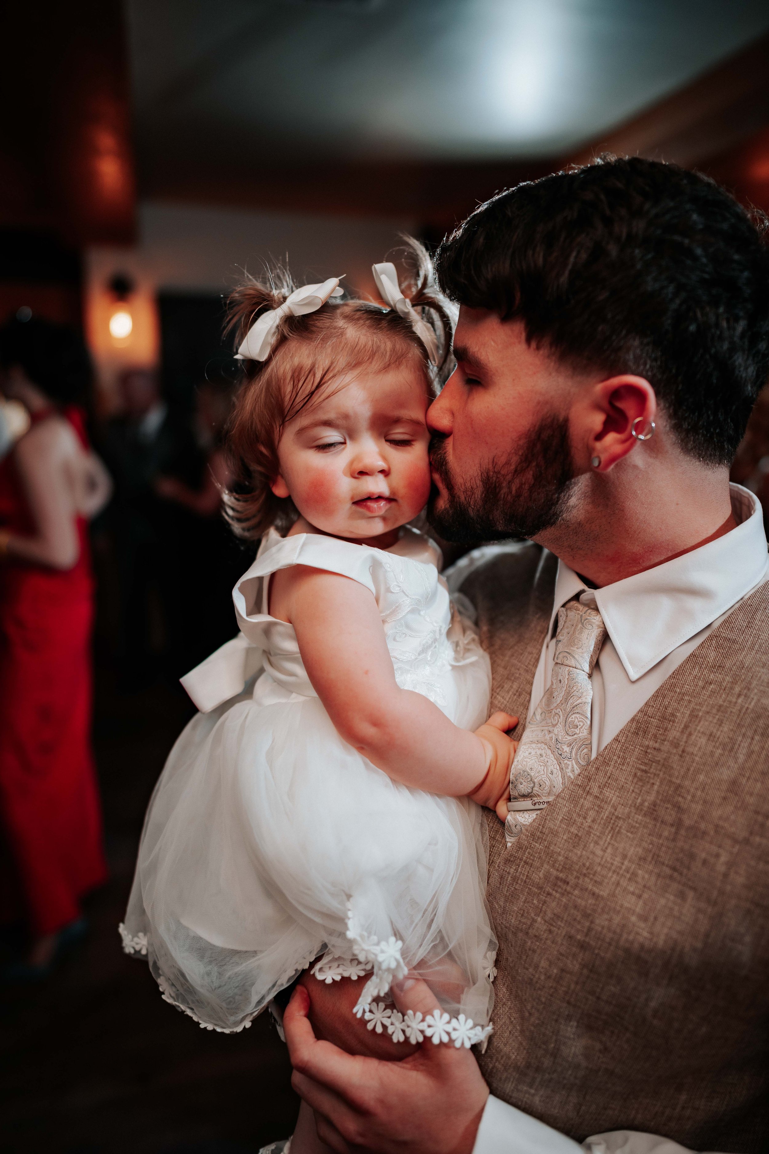 Shaun & Laura -- Inn On The Lake-297.jpg