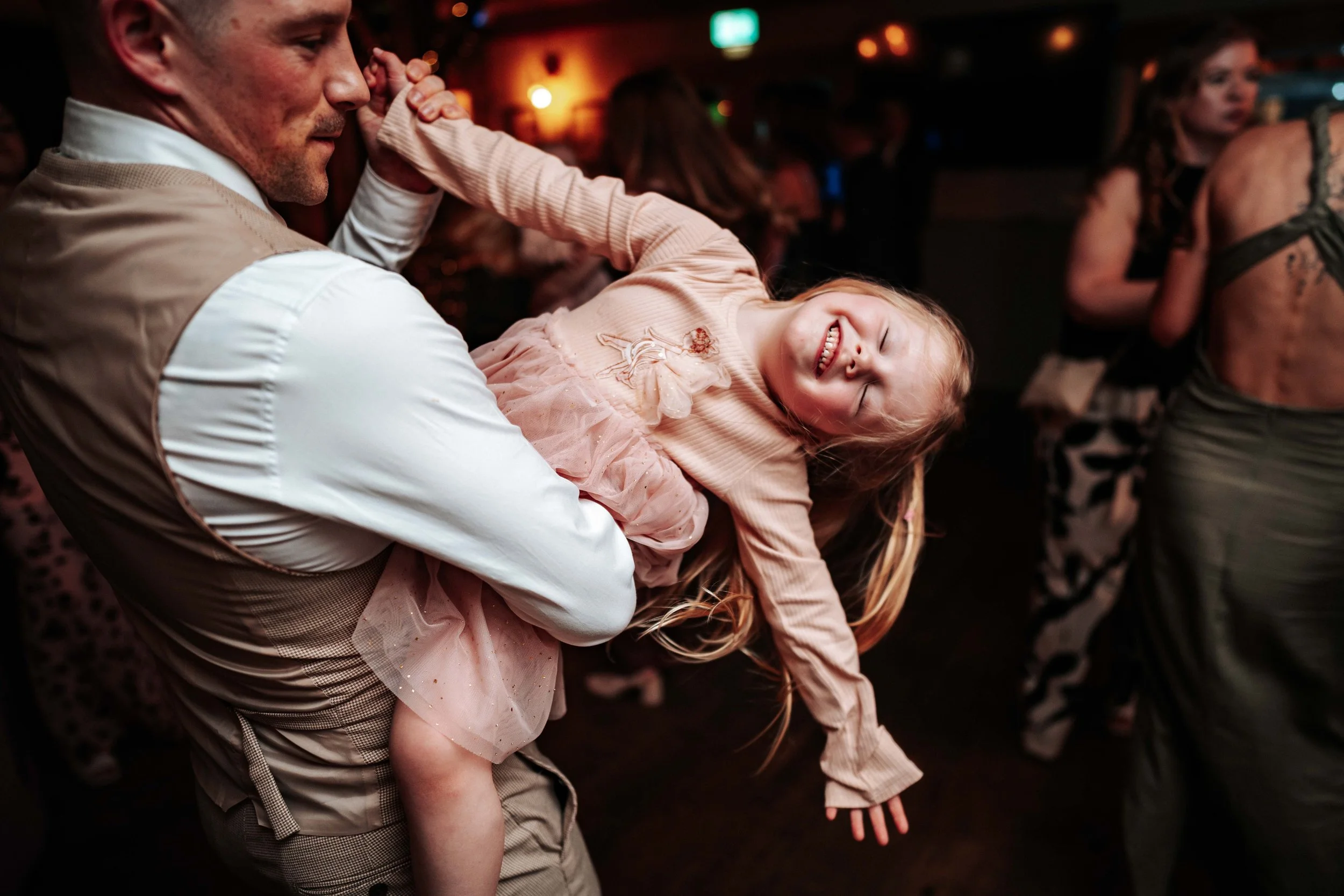 Shaun & Laura -- Inn On The Lake-307.jpg