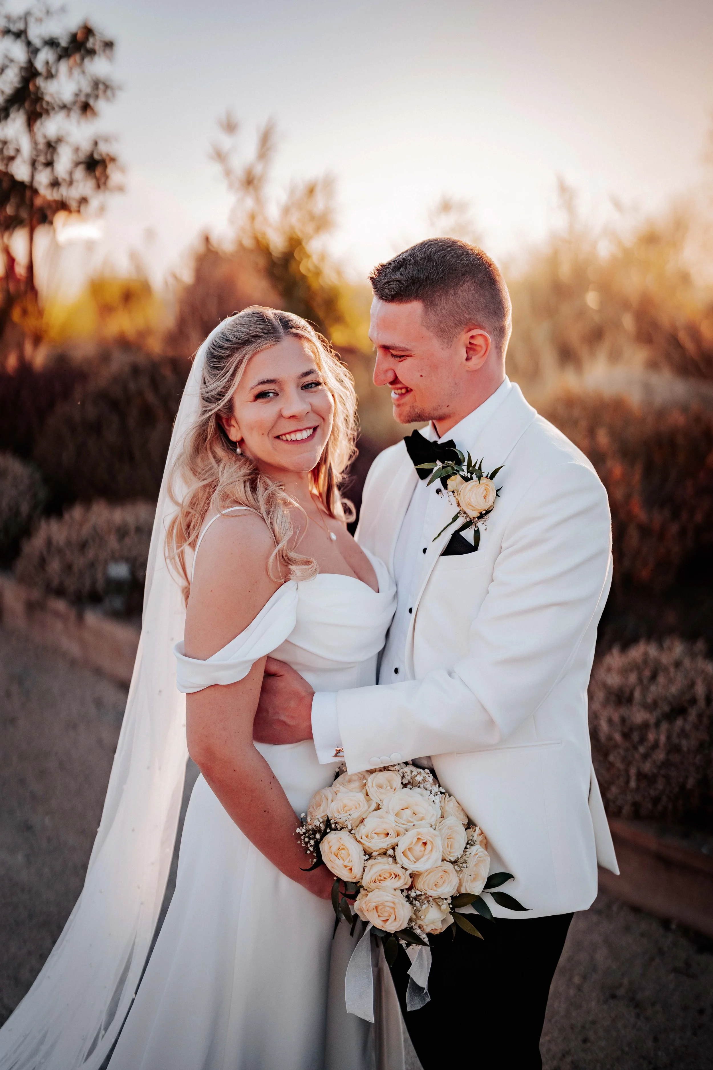 Sam & Anna -- Eden Barn-215.jpg
