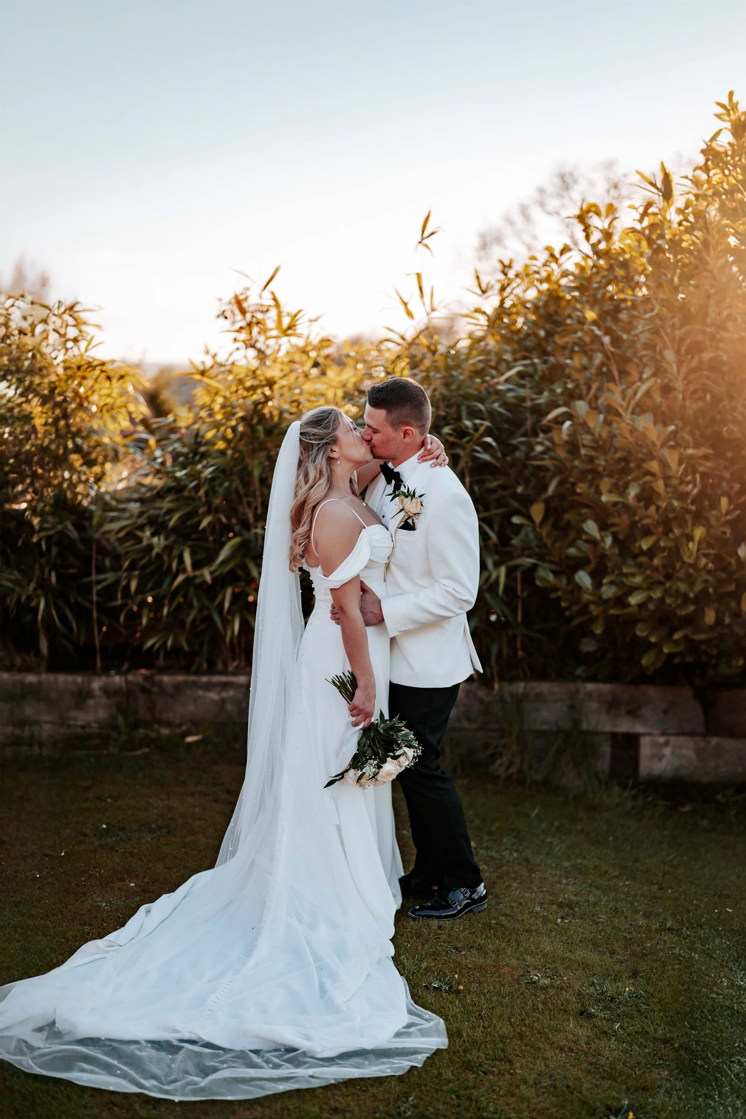 Sam & Anna -- Eden Barn-225.jpg