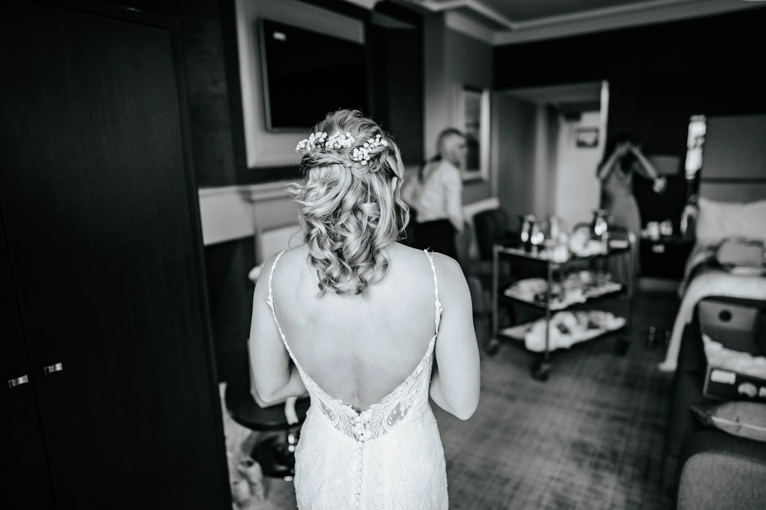 Lee & Geraldine -- Abbey House Hotel-46.jpg