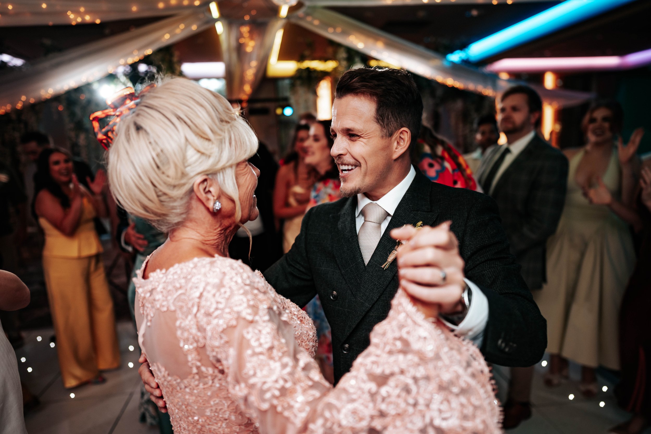 Lee & Geraldine -- Abbey House Hotel-212.jpg