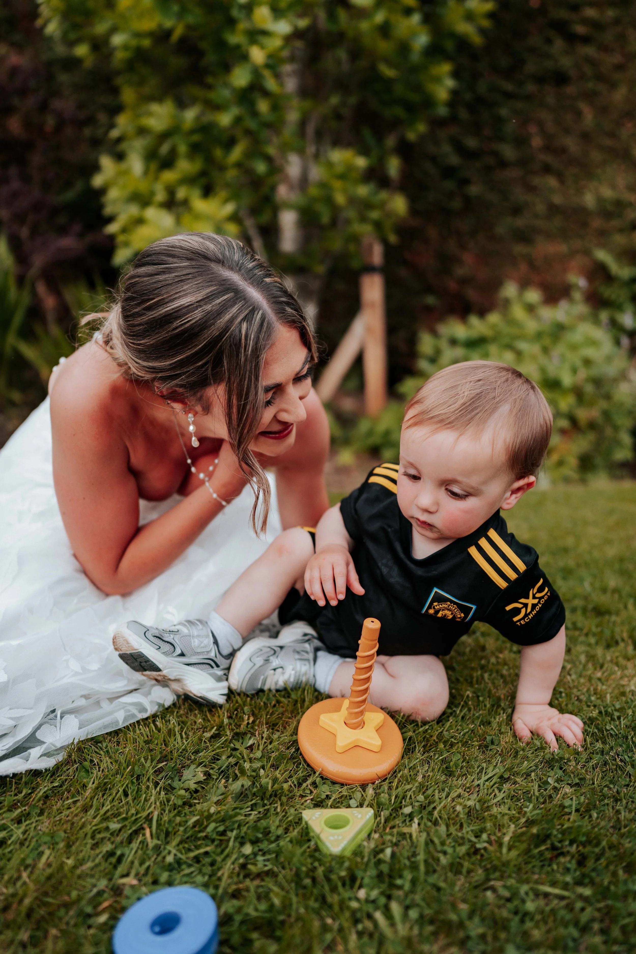 Nicky & Anna -- Roundthorn Country House-283.jpg