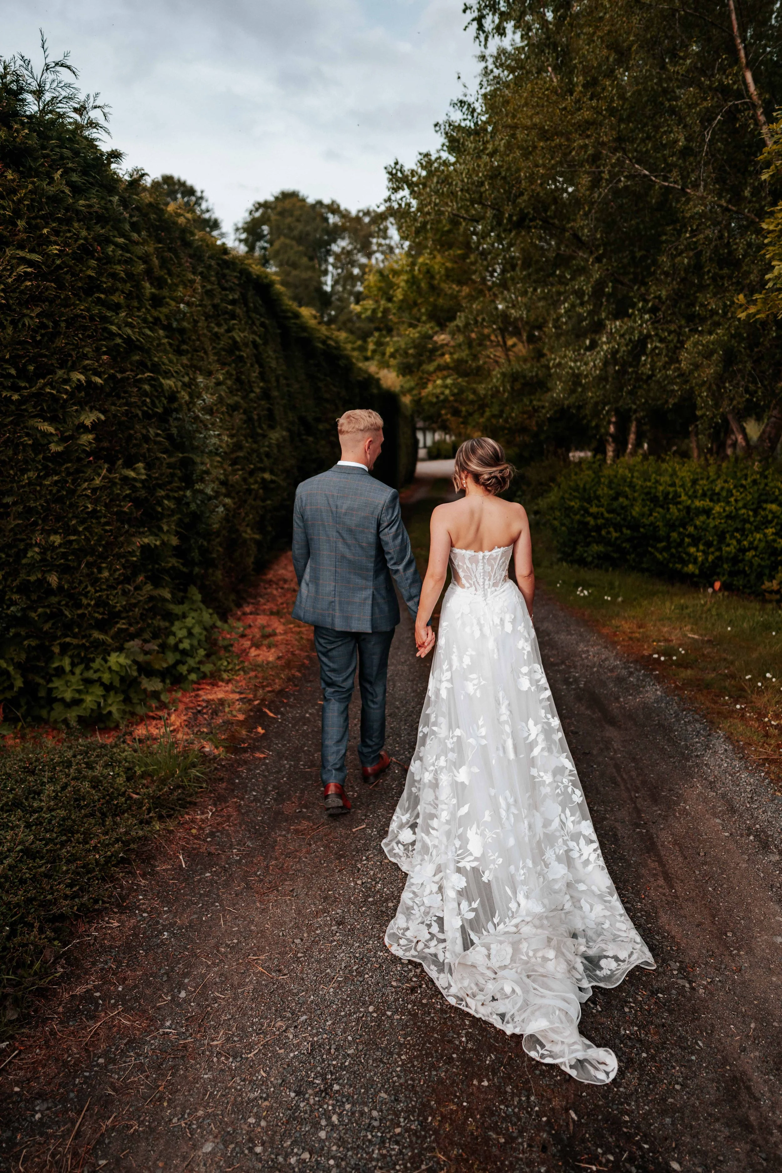 Nicky & Anna -- Roundthorn Country House-209.jpg