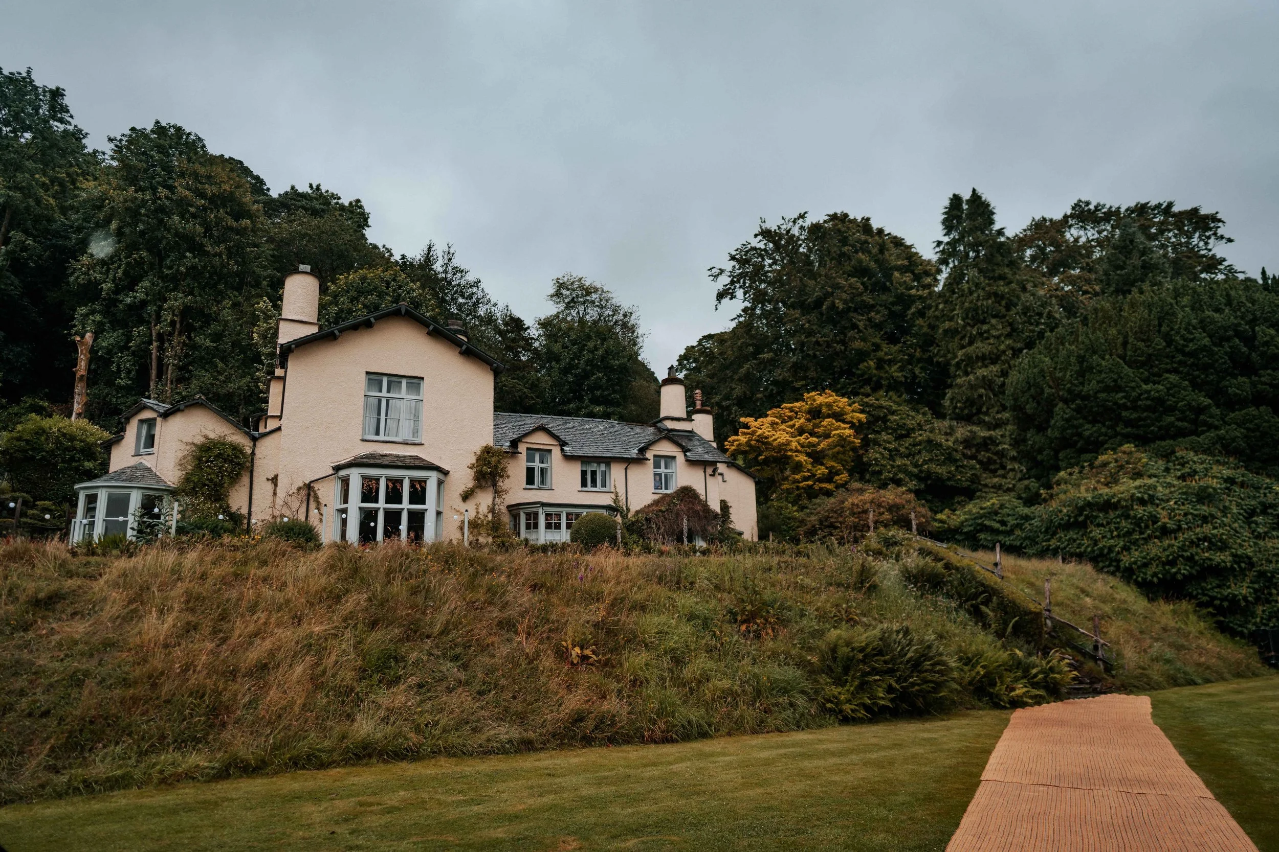 Jamie & Helena -- Lancrigg-3.jpg
