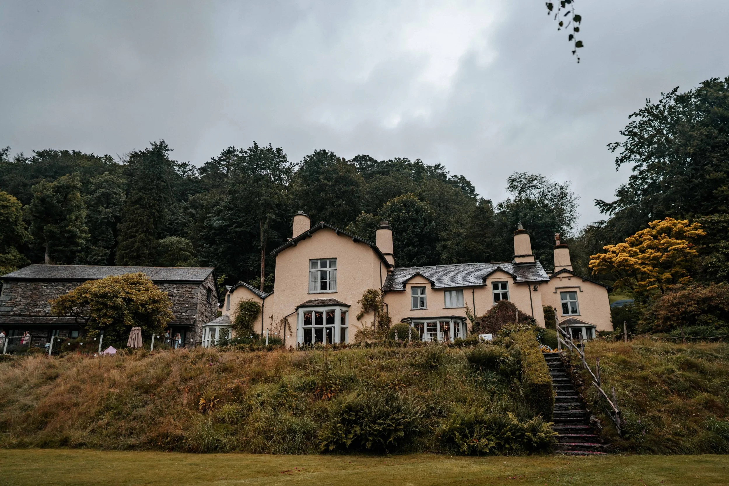 Jamie & Helena -- Lancrigg-4.jpg