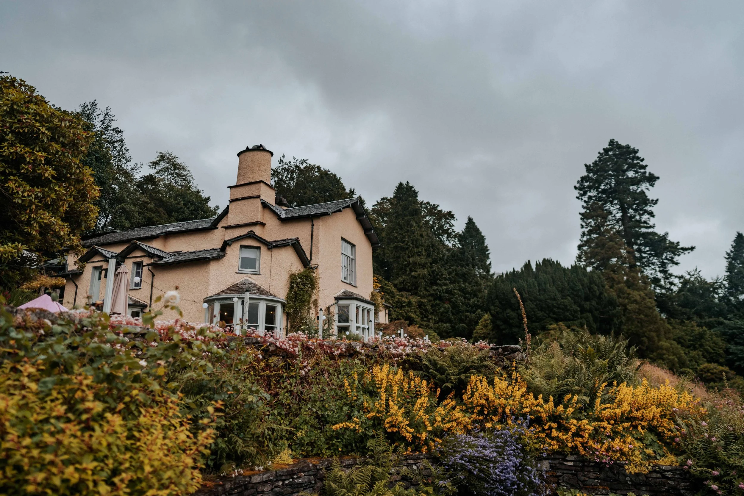Jamie & Helena -- Lancrigg-5.jpg