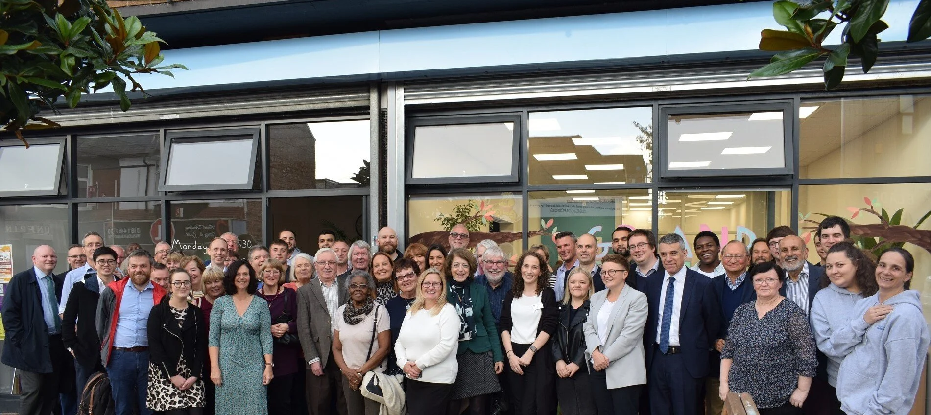 One Minute Brief of the Day: Create posters to encourage people to #JoinACreditUnion & promote the benefits of becoming a member. Brief ran in partnership with @SMCreditUnion & @ZyncDigital