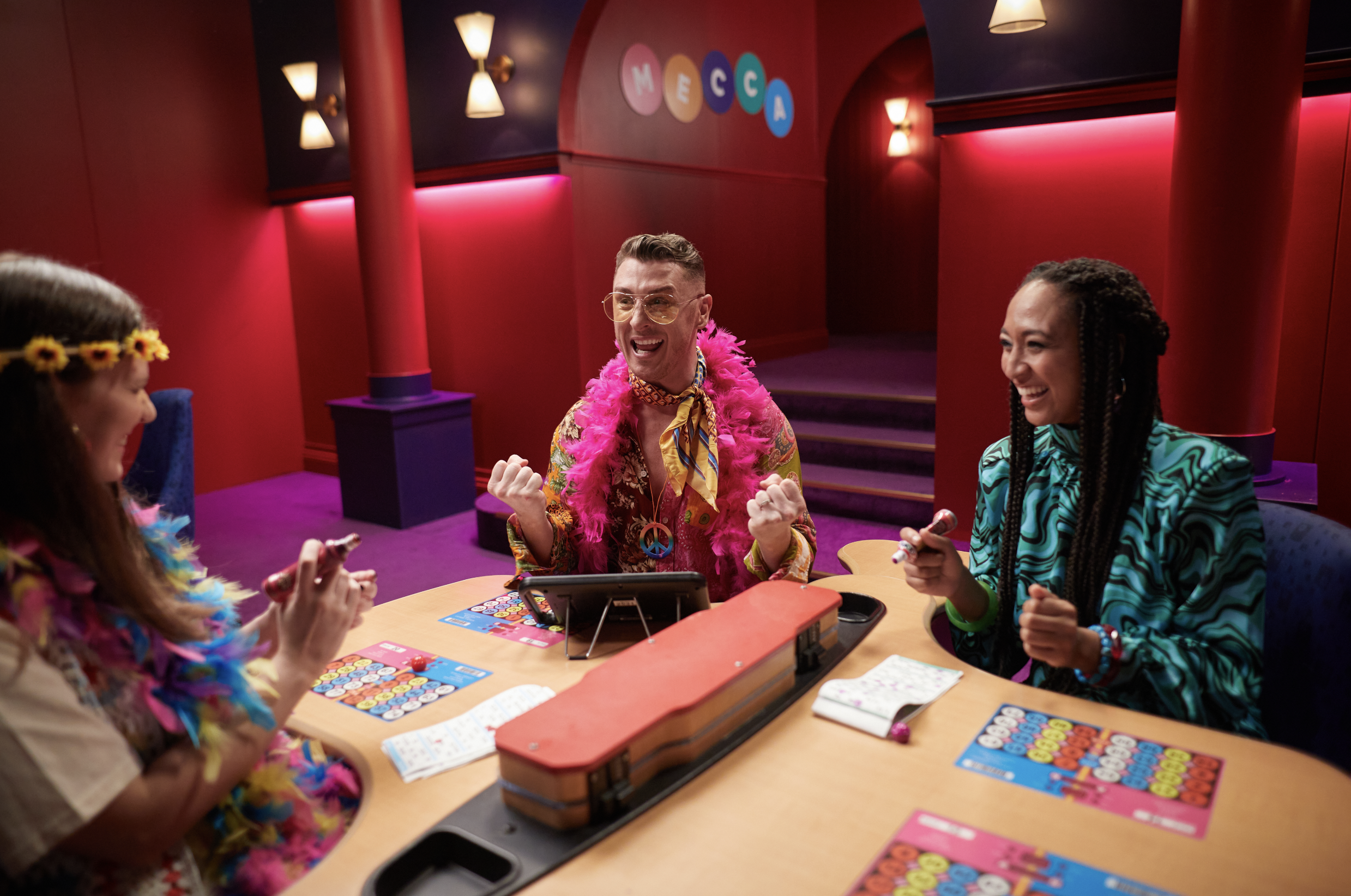 One Minute Brief of the Day: Create posters to bring to life and celebrate the NEW @MeccaBingo and @BGT brand partnership!! #MeccaBGT
