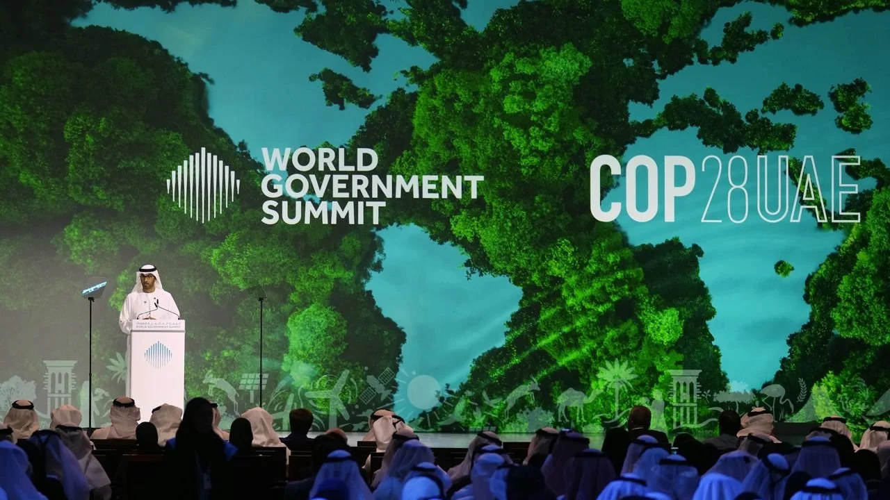 One Minute Brief of the Day: Create posters highlighting why the newly-announced Oil and Gas Decarbonisation Charter sets a dangerous distraction from the #Cop28 process. #NoMoreGreenwashing