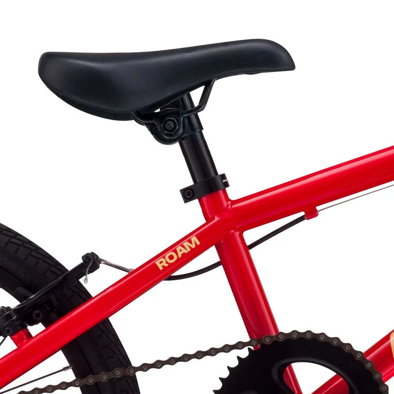 Redline_2018_Detail_1080x1080_Roam_Red_Seat.jpg