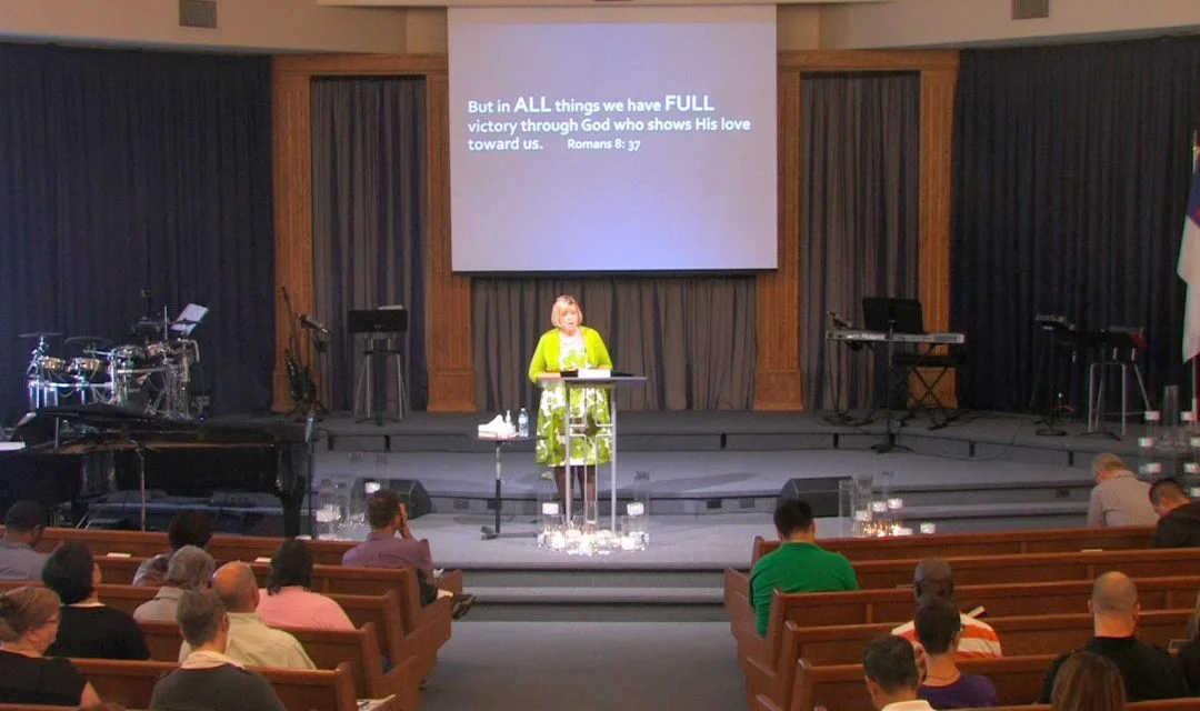 pat-speaking-1080x640.jpg