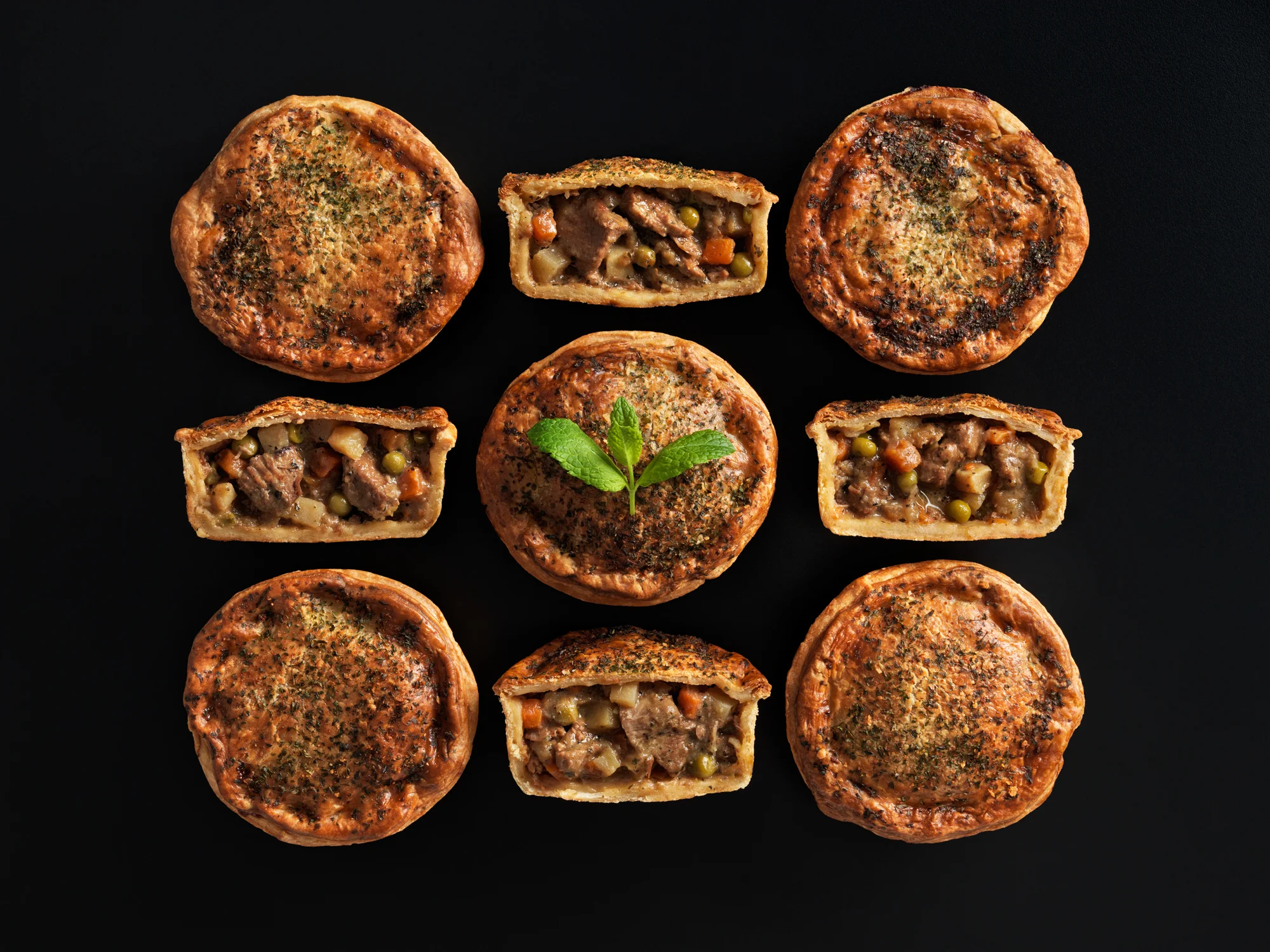 M&S_Autumn2017_POS_28.6.17_LambShoulderPie_BackWallPanelA1Easel - 672.jpg