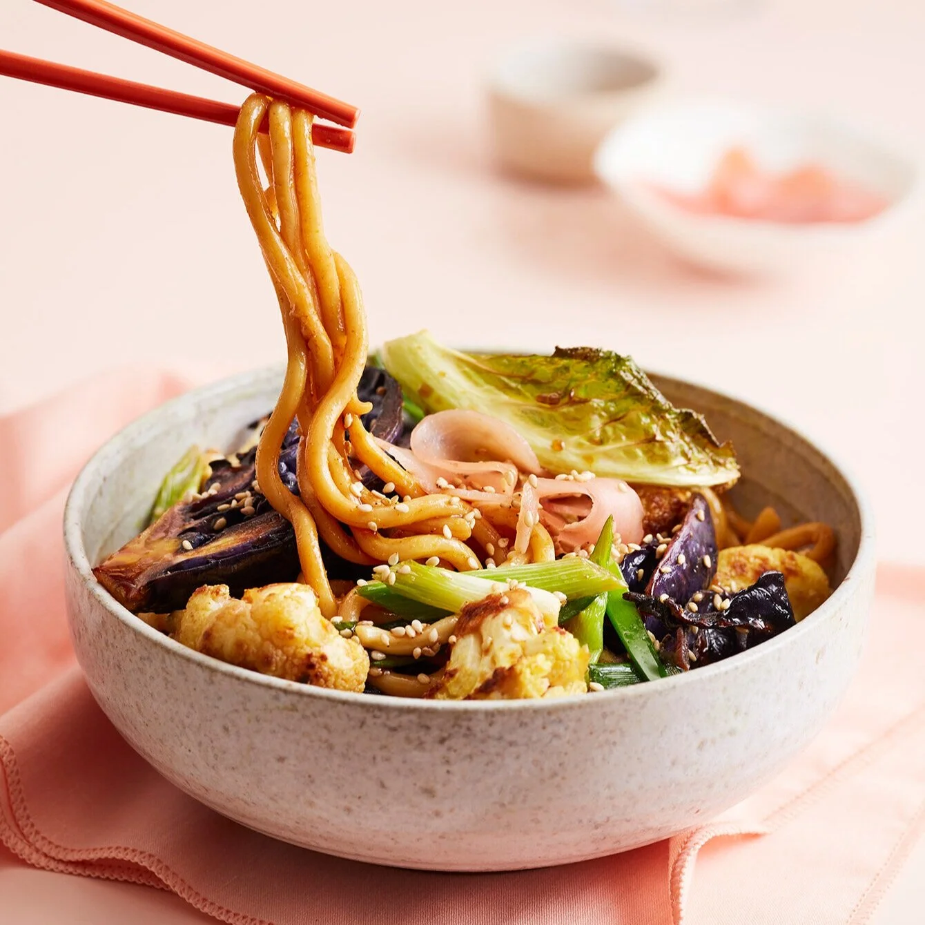 OcadoLife_Jan21_UdonNoodlesRedCabbageCauliflower_CoverWrap_25.11.20+-+083.jpg