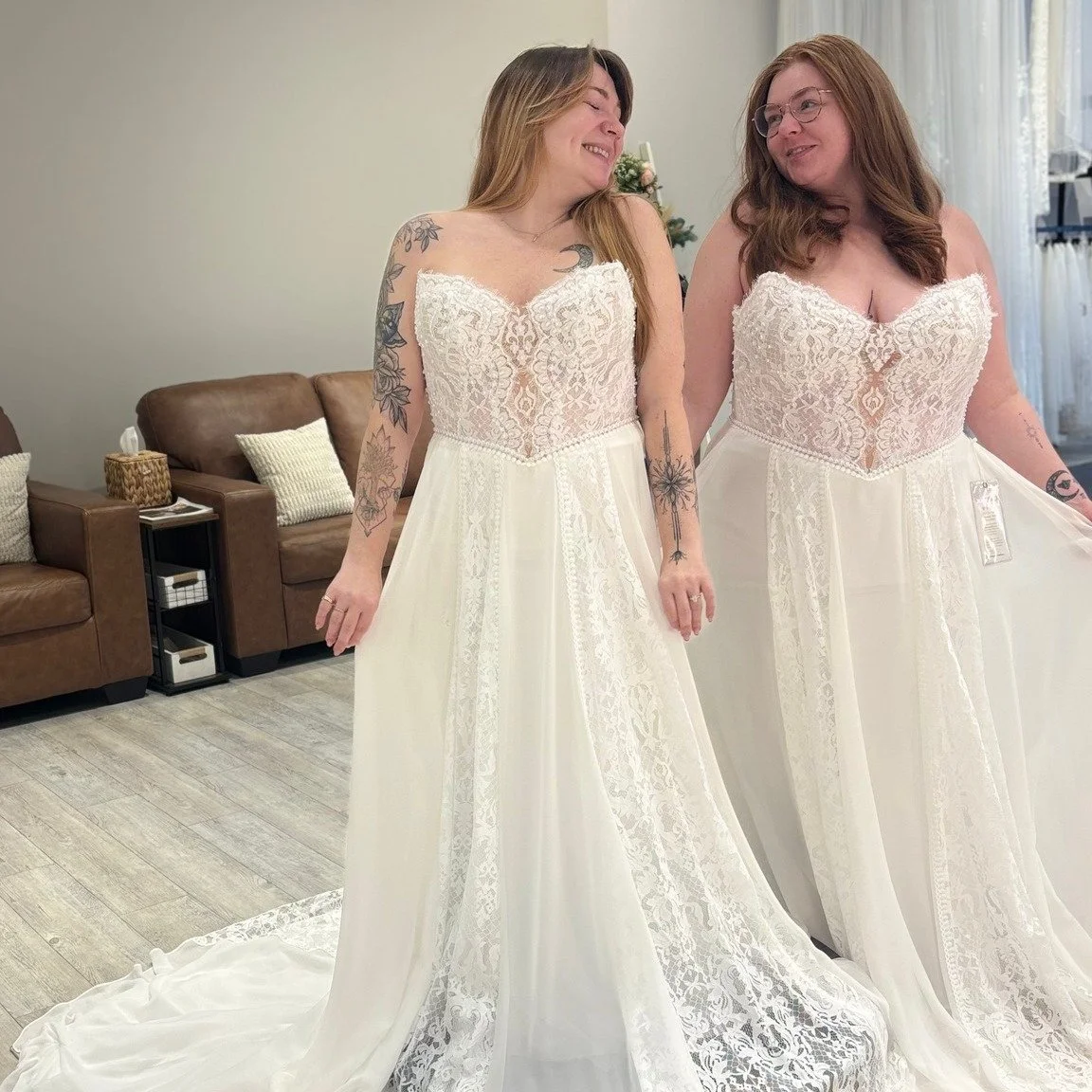 The same gown can highlight different things on different brides: shape, structure, curves, proportions. That&rsquo;s what makes trying dresses on so important. ✨

Dress: Silken

#WBridals #YXE #WeddingDress #CurvyBride #BrideToBe