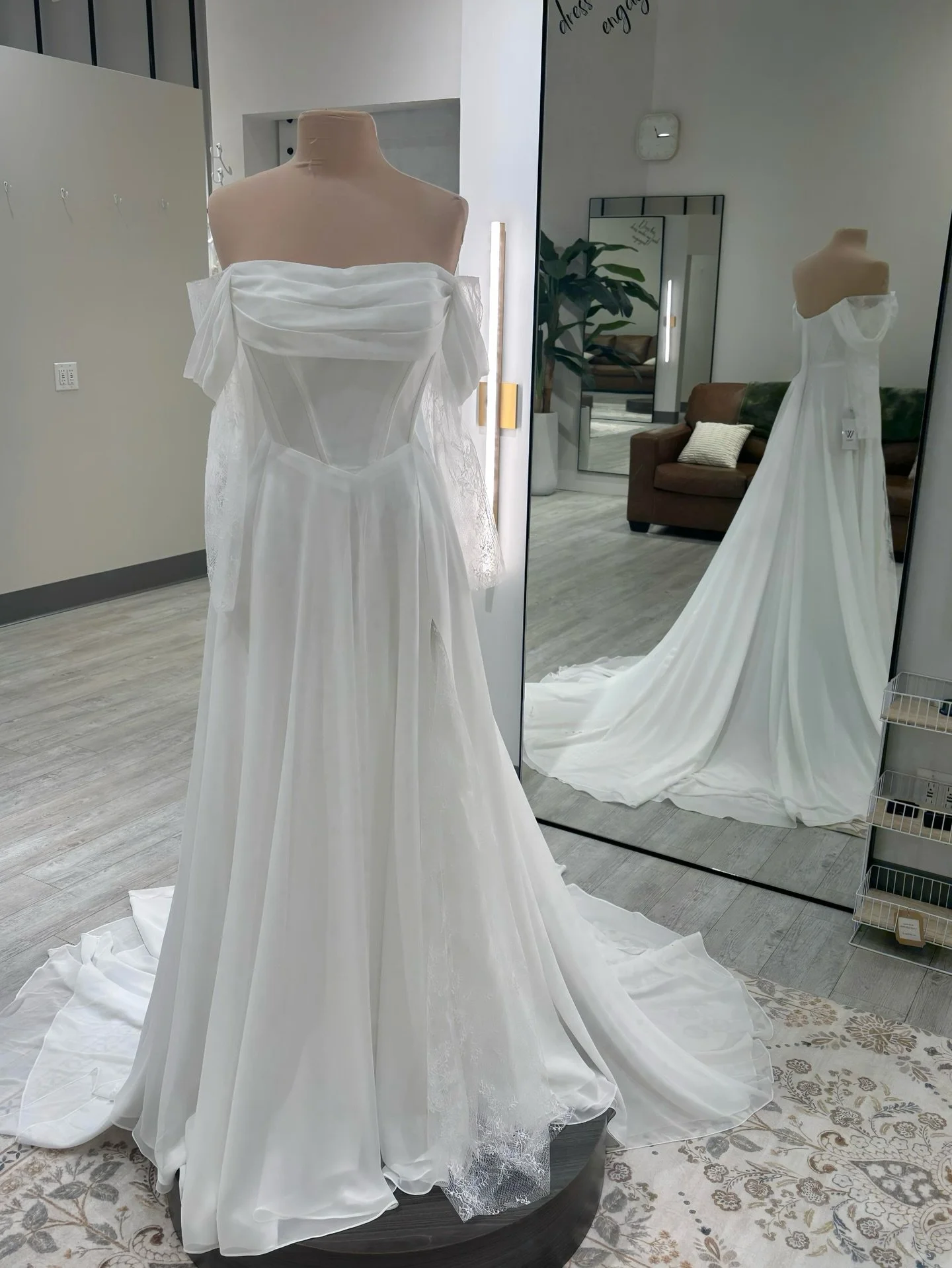 You can only pick 1&hellip; Go! 🤭

Dress 1, 2 or 3 ?! 

#WBridals #YXE #WeddingDress #BrideToBe #SayYesToTheDress