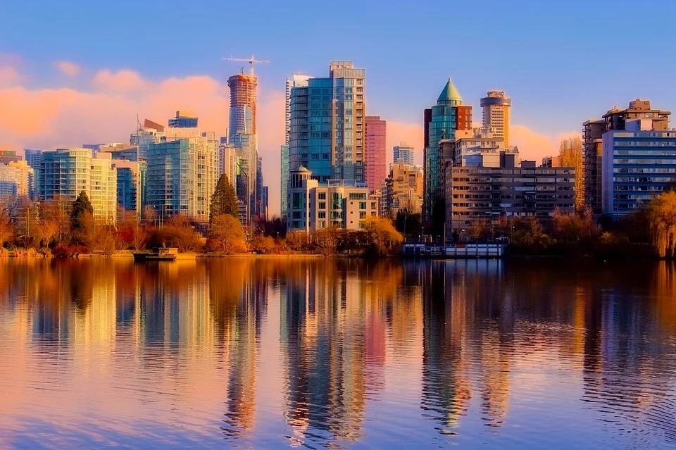 vancouver-2613994_960_720.jpg