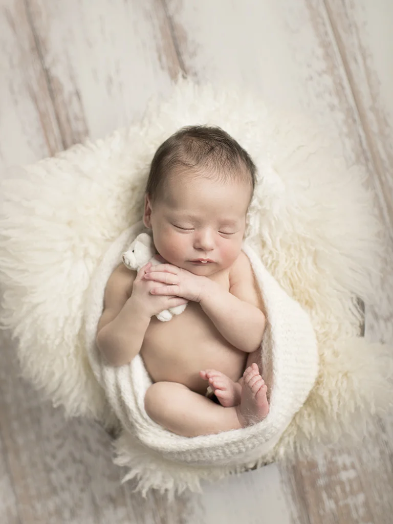 calgary-newborn-photographer.jpg