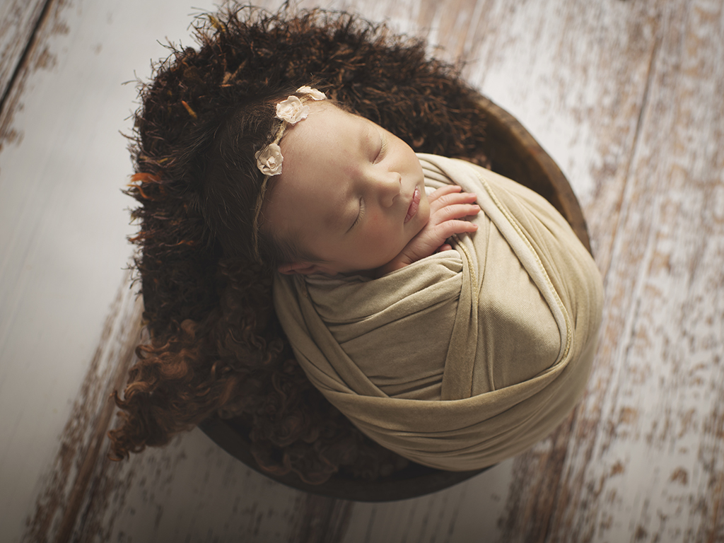 Calgary Newborn Photographer.