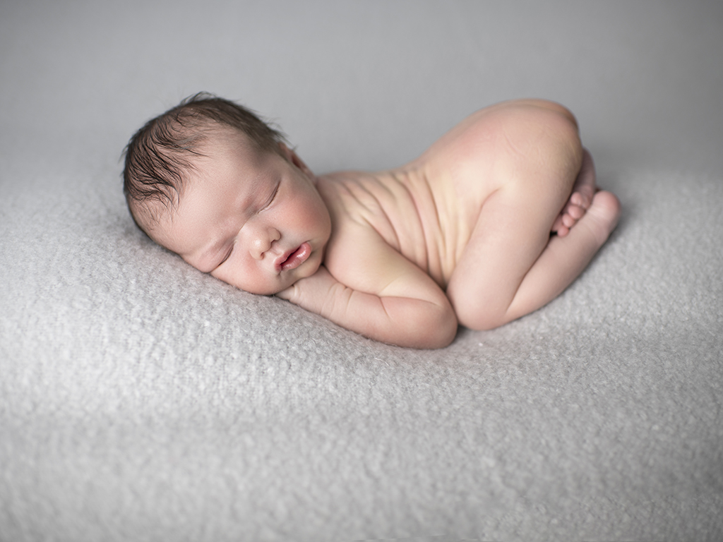 Tushie up/Bum up pose- you get to see the cute baby fat wrinkles on the back-another favourite of parents.