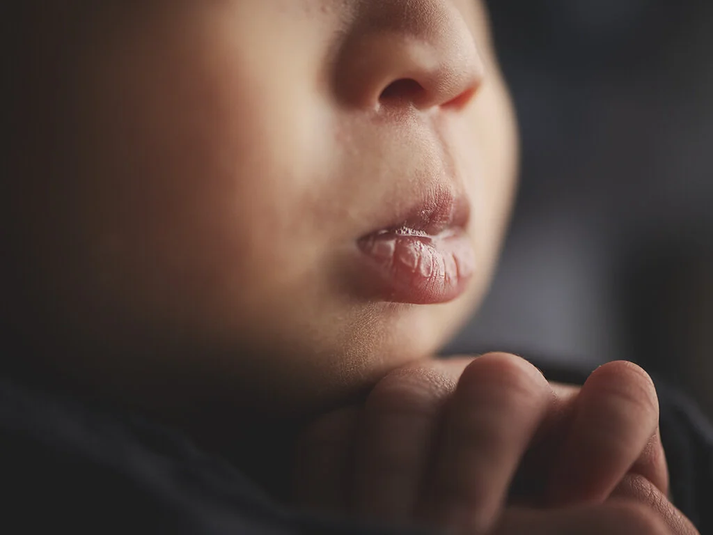 detail-newborn-shots.jpg