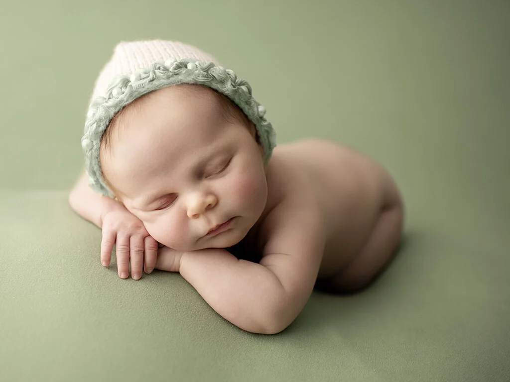 newborn-photographer-alberta.jpg