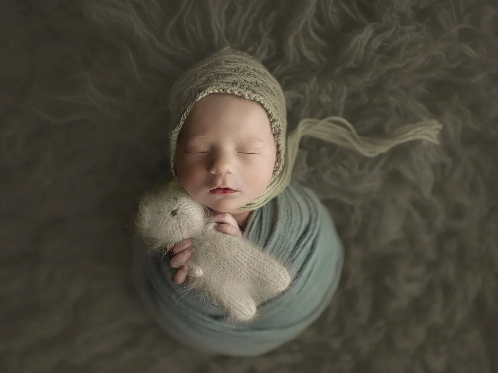 newborn-portrait-calgary.jpg