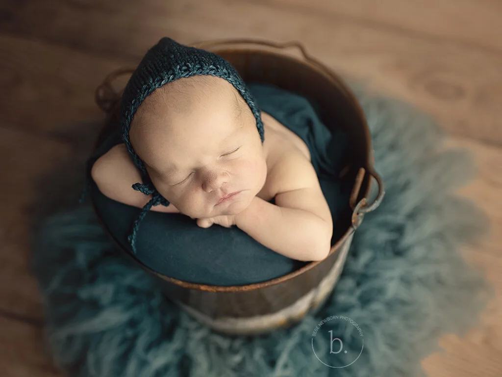 calgary-newborn-photographer.jpg