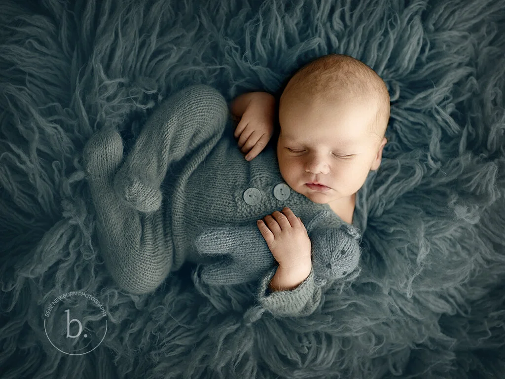 newborn-photographer-calgary-alberta.jpg
