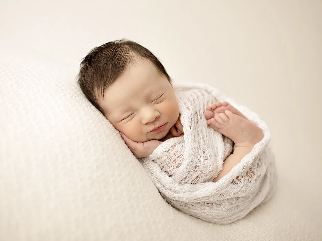 newborn--photographer-alberta.jpg
