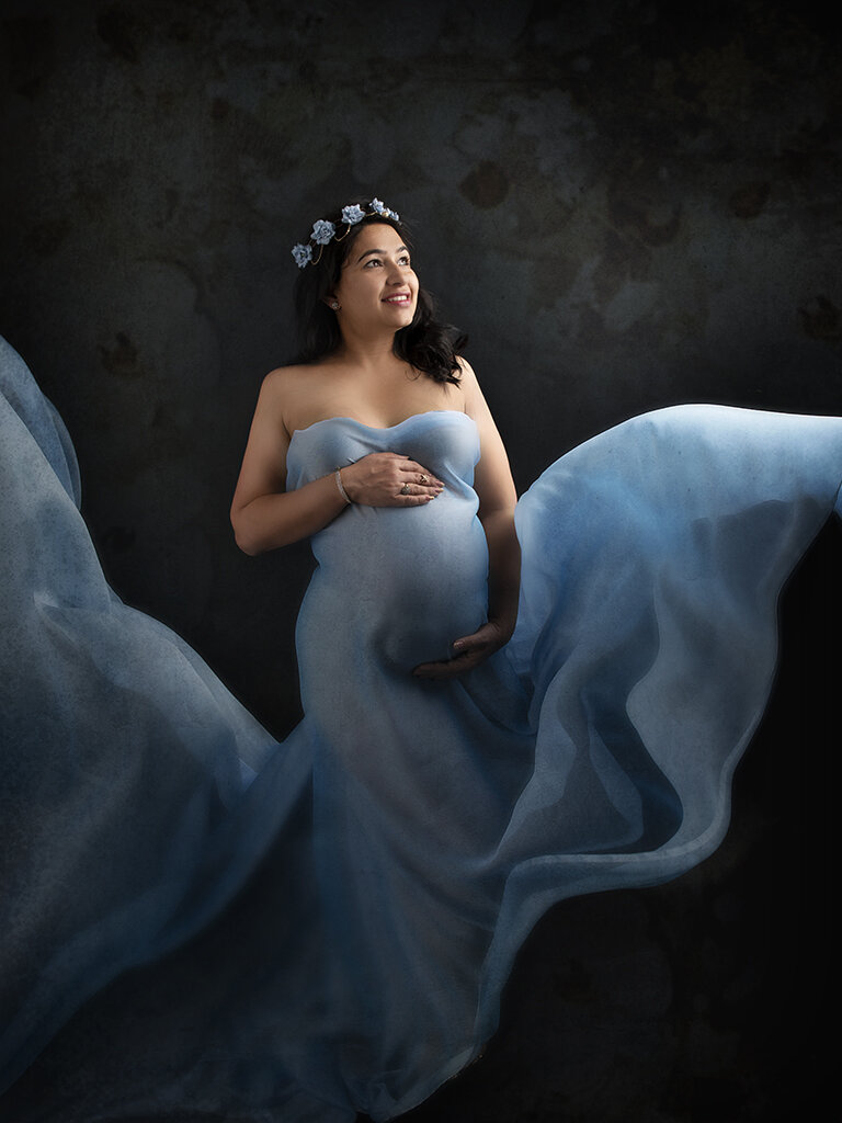 Marvellous Maternity session on a cold and Frosty Sunday. — Calgary Newborn  Photographer