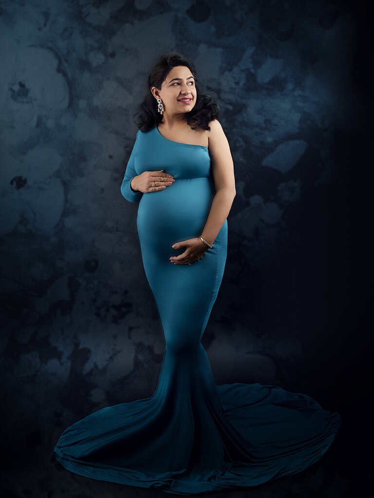 Marvellous Maternity session on a cold and Frosty Sunday