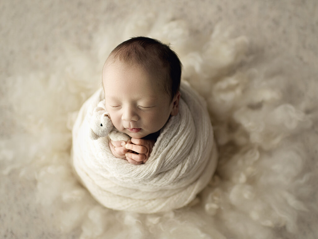 potato sack newborn pose.jpg