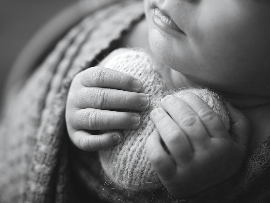 newborn posing.jpg