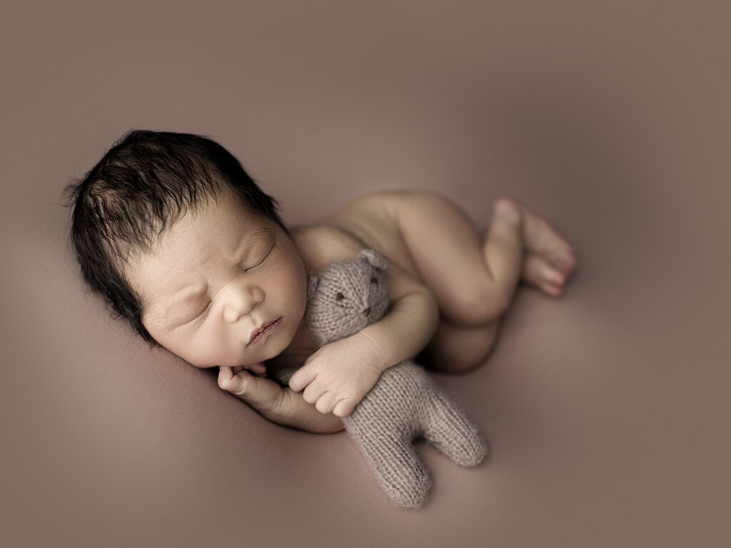 newborn images.jpg