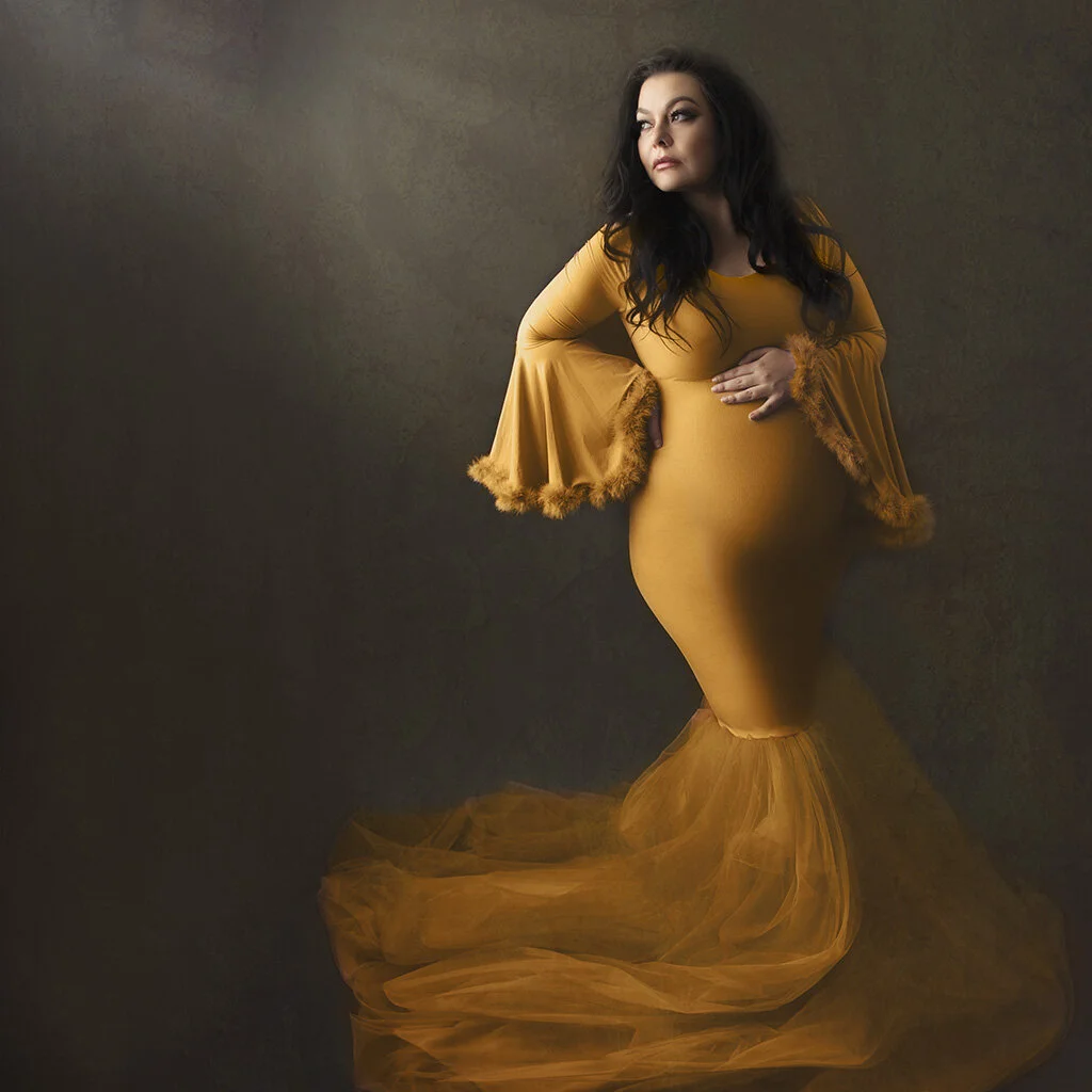 high fashion maternity session.jpg