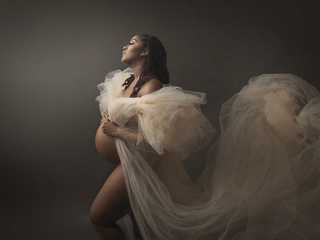 best newborn and maternity photographer.jpg