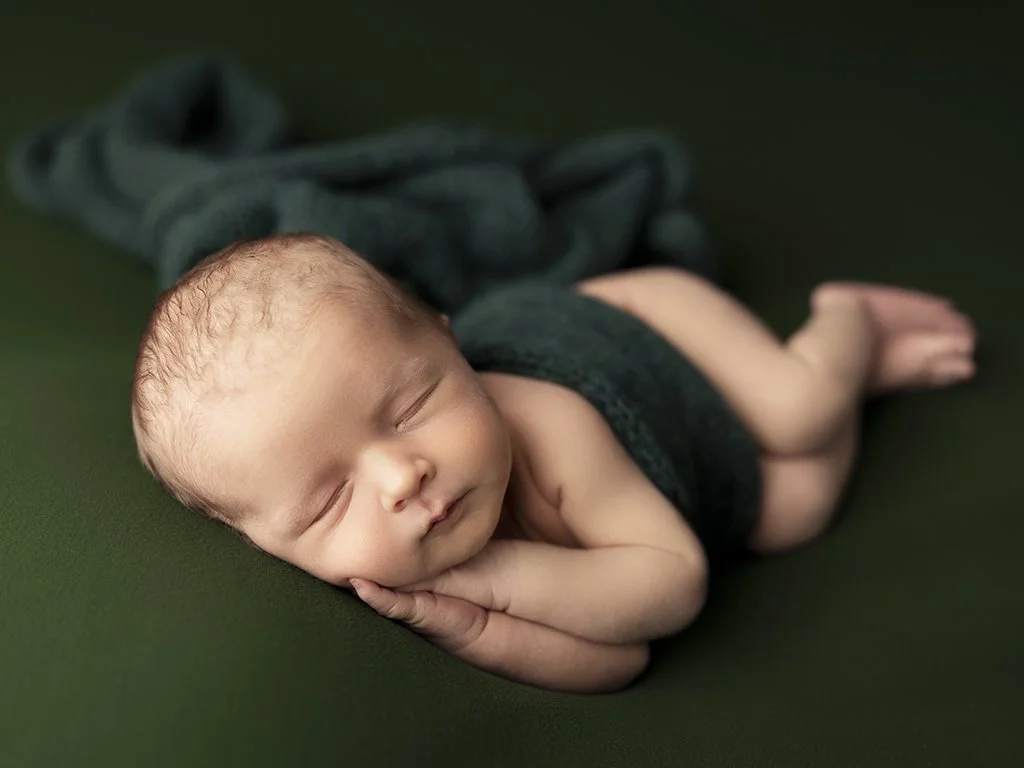 infant photographer.jpg