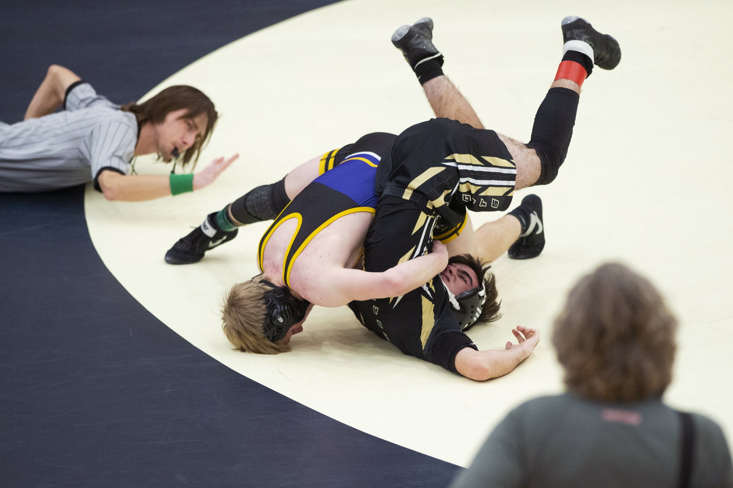  Bellvue West's Adam Johnson (center left) takes down Lincoln Southeast's Cooper Johnson at Lincoln North Star High School on Saturday, January 09, 2021. KENNETH FERRIERA, Journal Star. 