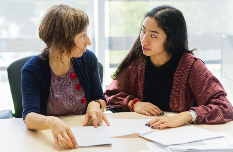 U.S. News &amp; World Report: What to Look For When Hiring a College Consultant