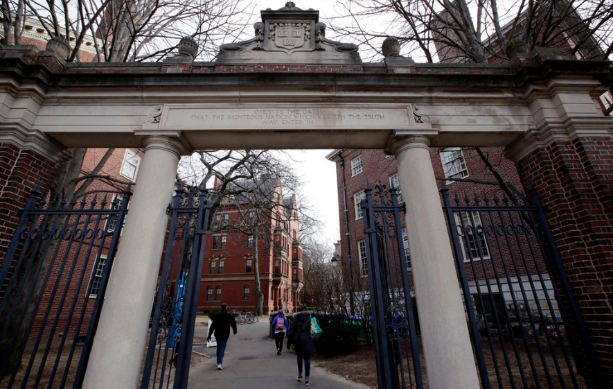 The Boston Globe: Applying to College During the Pandemic? College Admission Deans Offer 5 Tips