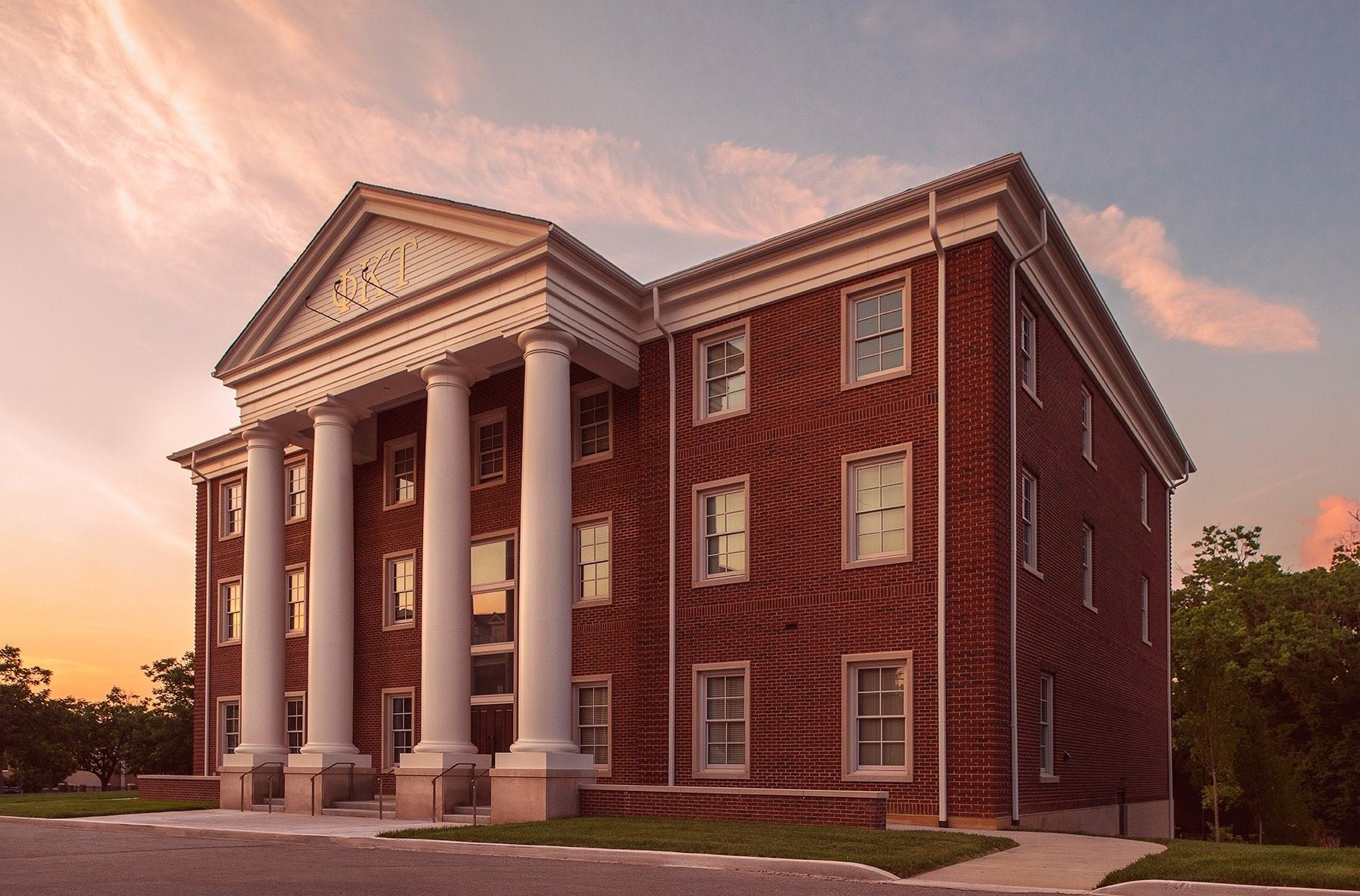 Phi kappa tau gifts top