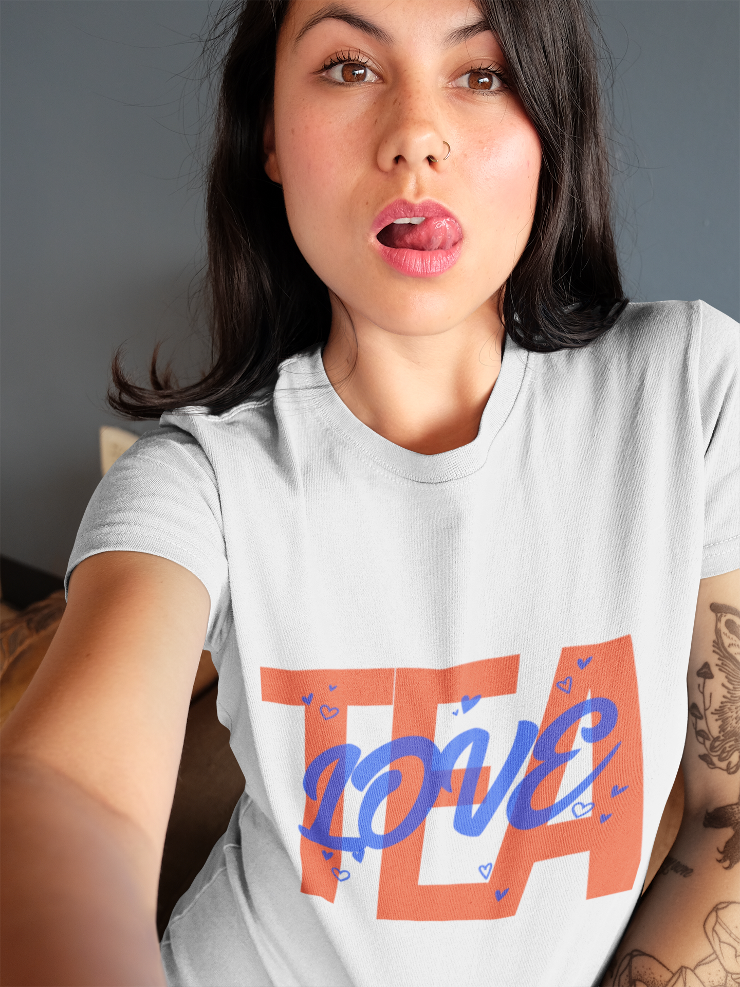 girl-doing-a-sexy-face-while-taking-a-selfie-wearing-a-round-neck-tshirt-mockup-a17013.png