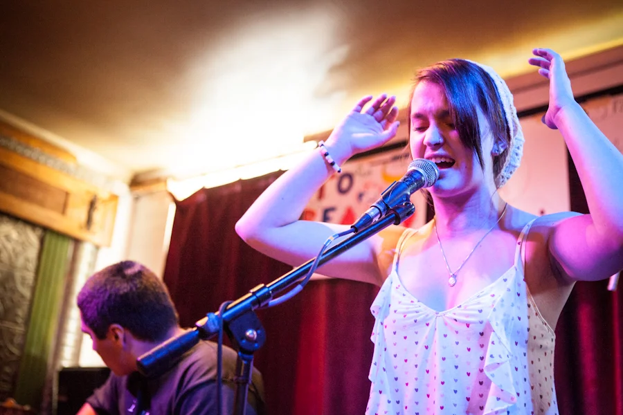 MVM STUDENT COMPILATION 2012 – ARTIST INTERVIEW – ALYSSA